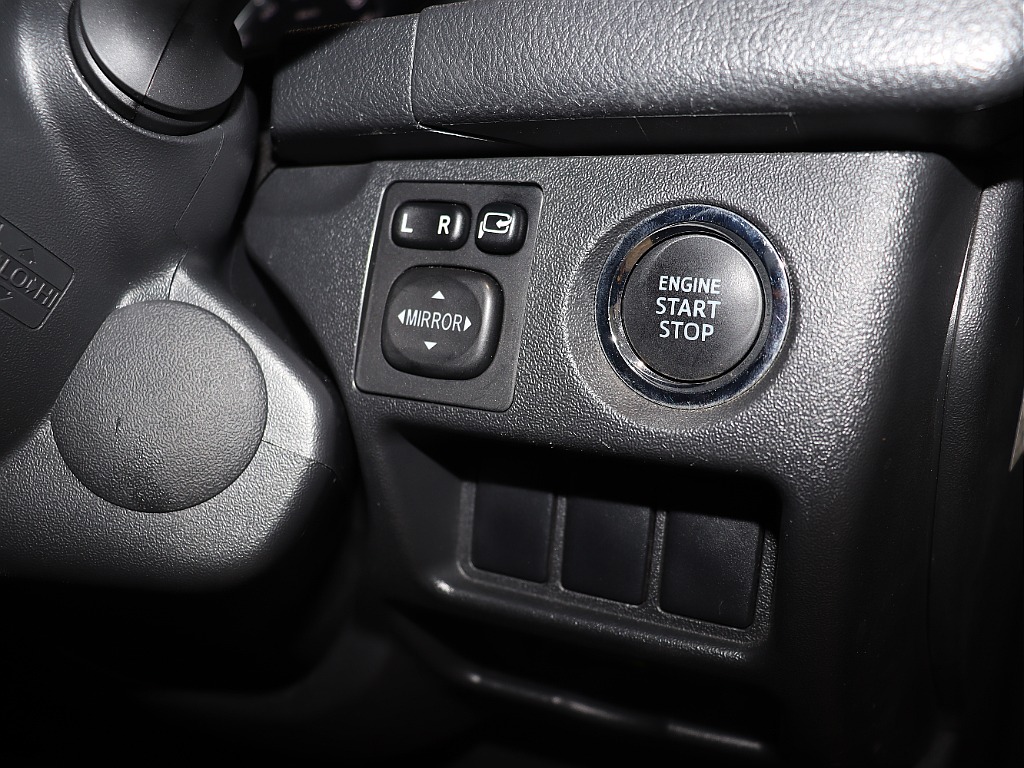 トヨタ ハイエースバン(27枚目)