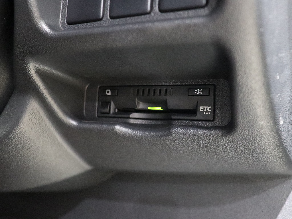 トヨタ ハイエースバン(29枚目)