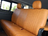 二列目も同様にシートカバーを装着！後部座席でもごゆるりとご乗車いただけます♪