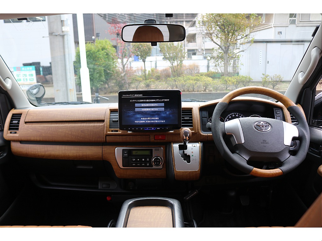 豪華な運転席周り！