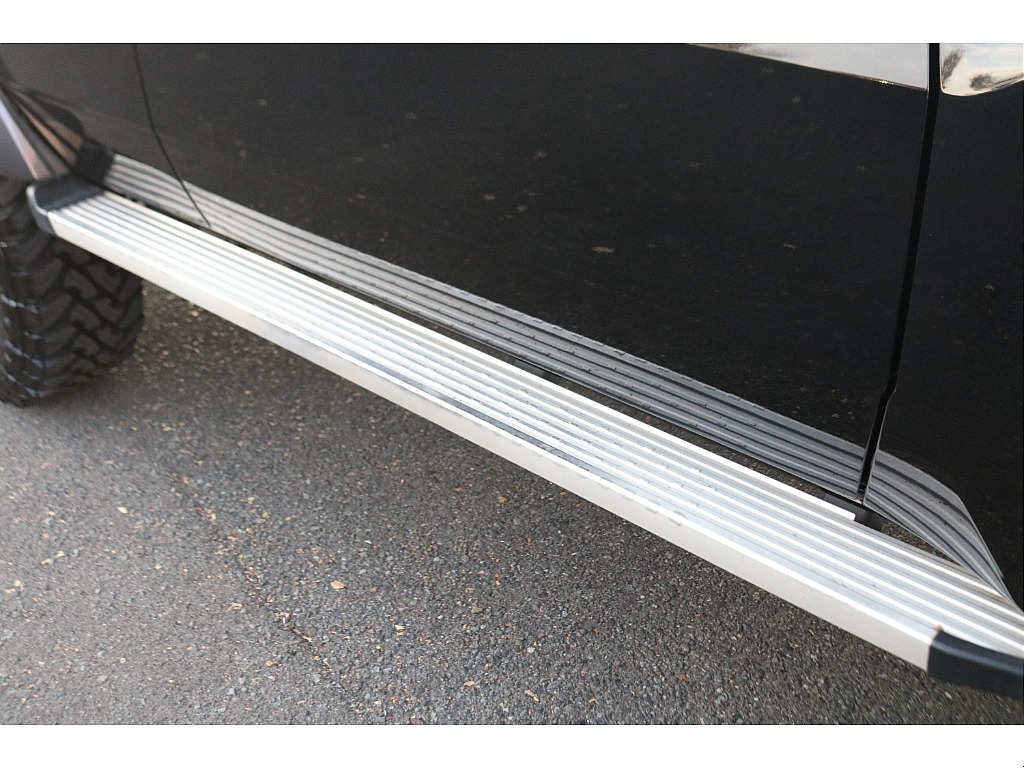 サイドステップ装備です！