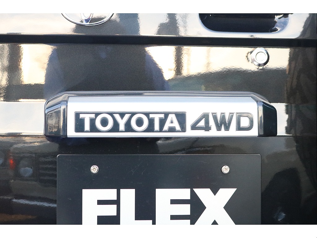 リヤゲートエンブレム！