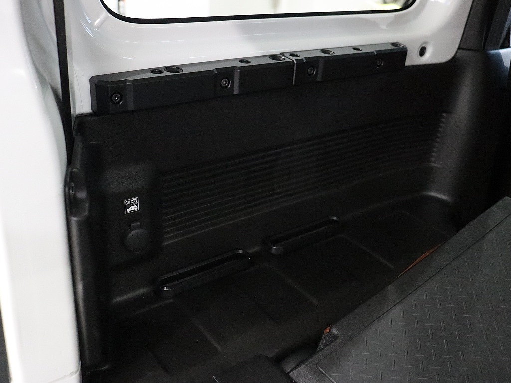 ラゲッジ内張り！