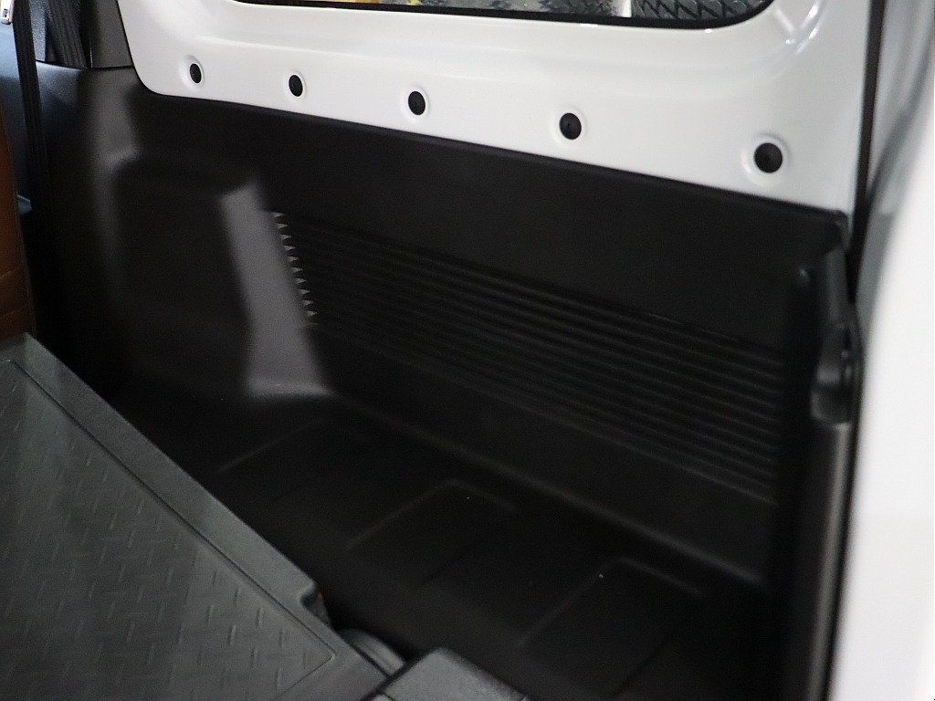 ラゲッジ内張り！