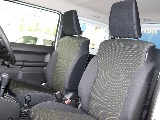 全席シートも使用感が少なく綺麗な状態です。