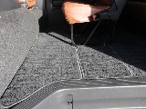 後部座席はフロアマットもすでに装着されておりますので汚れ対策や防水性もバッチリです！！