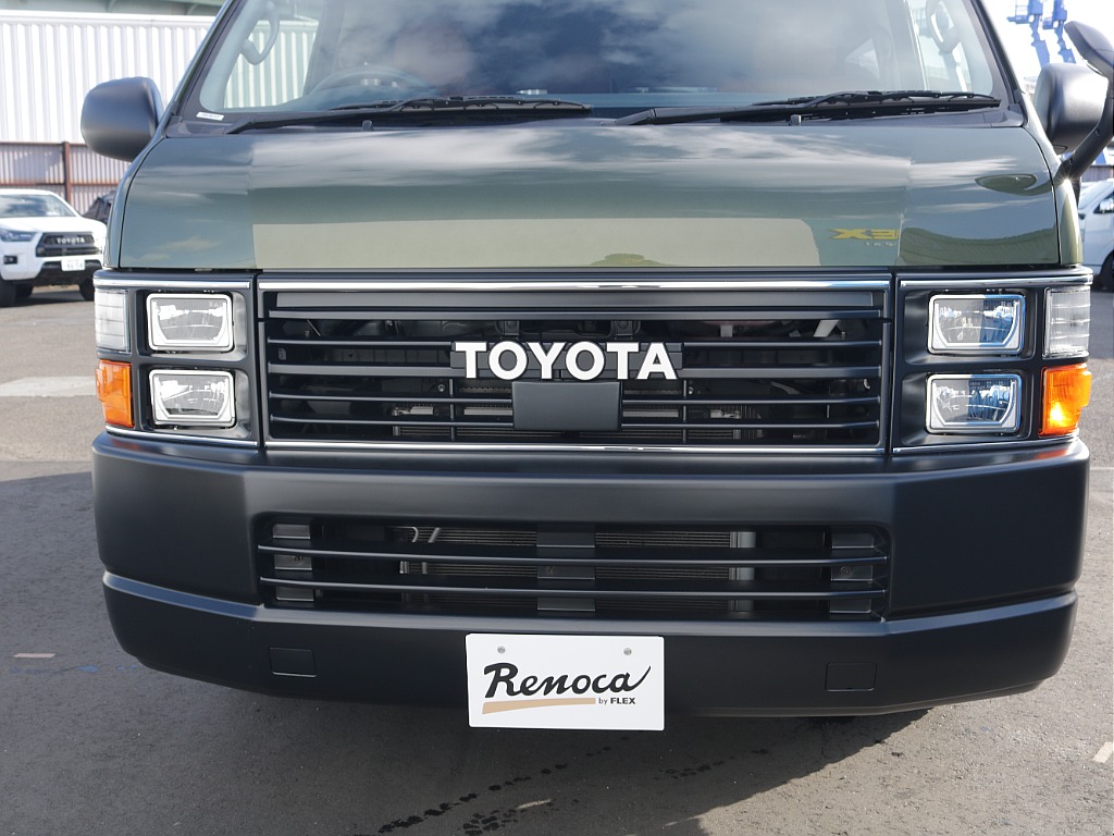 人気の角目4灯のフェイスチェンジ！！他にない一台限りのハイエースとなっております！！