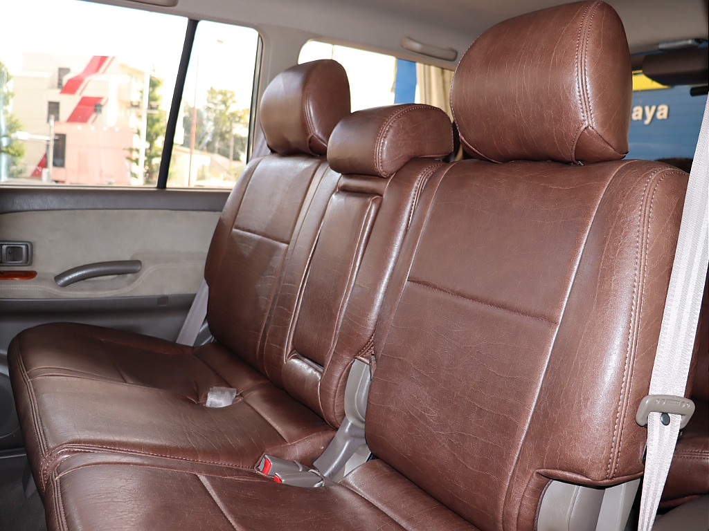 ２列目シートも状態はよく、柔らかなシートに座れば長距離の移動だってなんのその！
