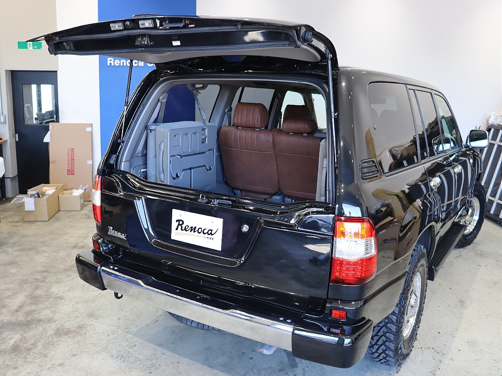 上下開きのバックドア