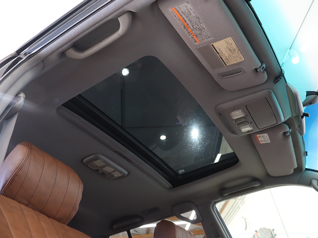 必需品！？サンルーフも装備済みです♪