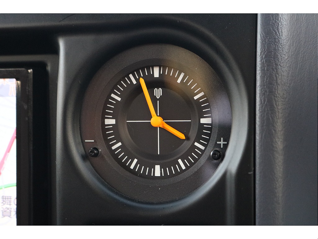 視認性に優れたアナログ時計！