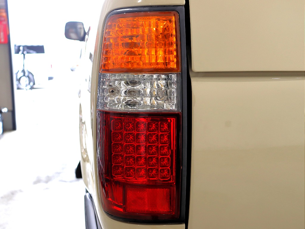 トヨタ ランドクルーザー80(44枚目)