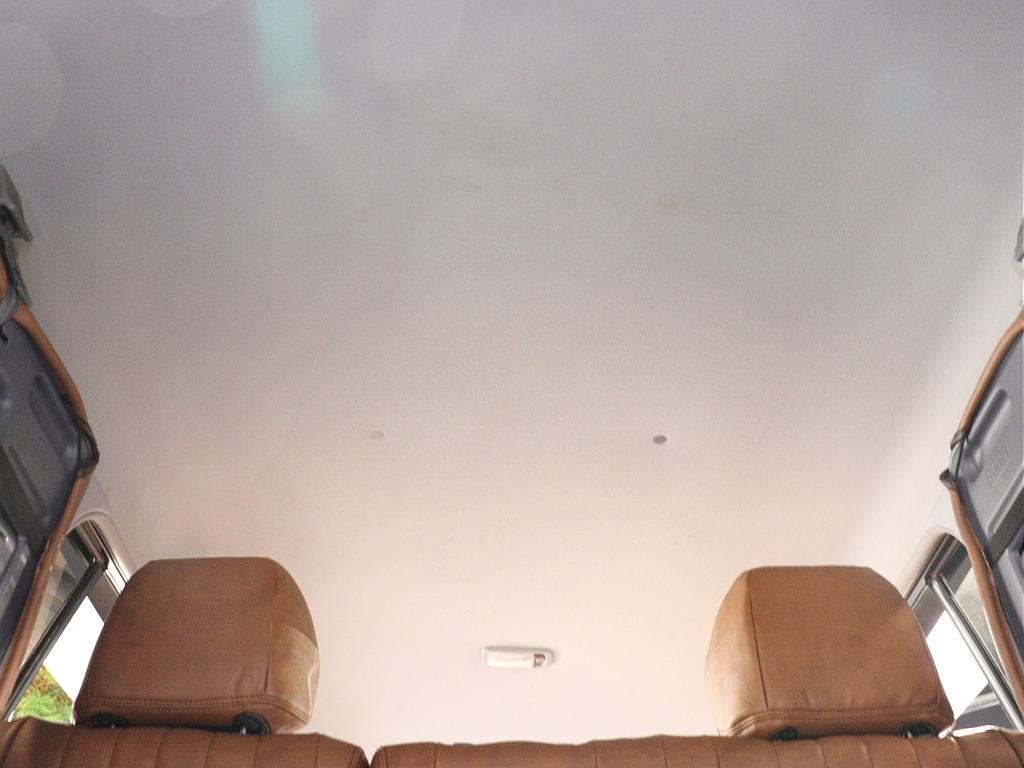 天張りは綺麗な状態です！