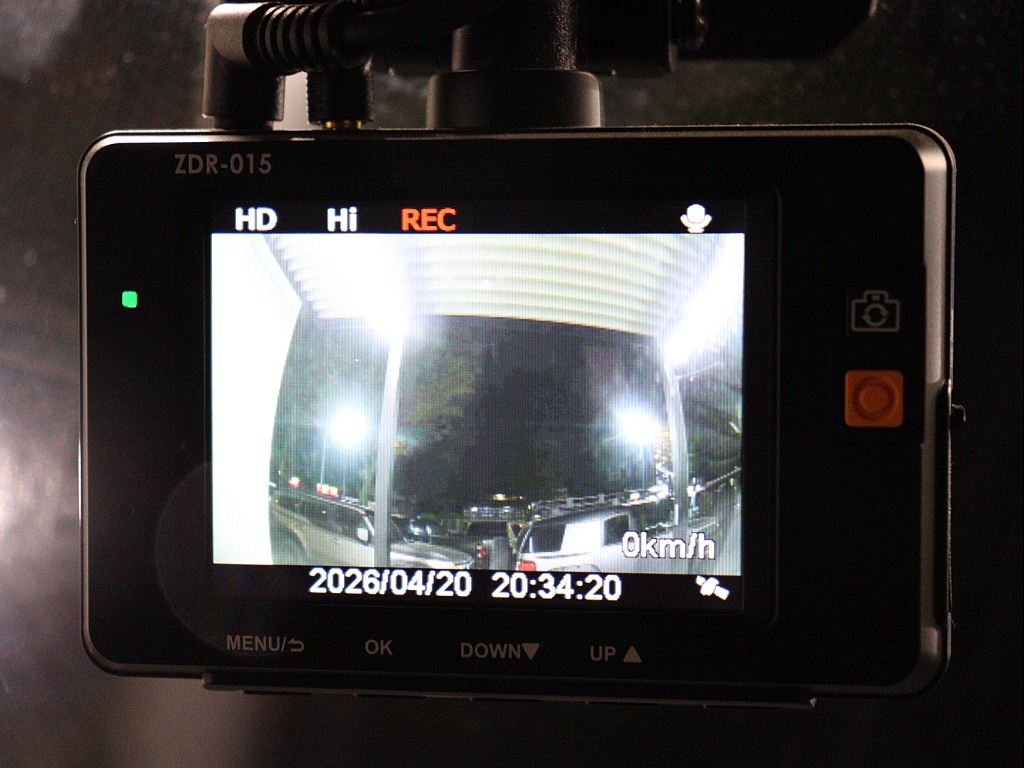 嬉しい前後ドライブレコーダー装備済み！