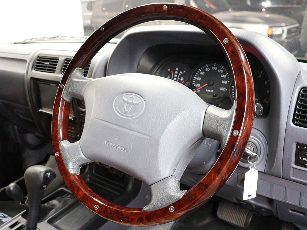 ウッドハンドル装備！