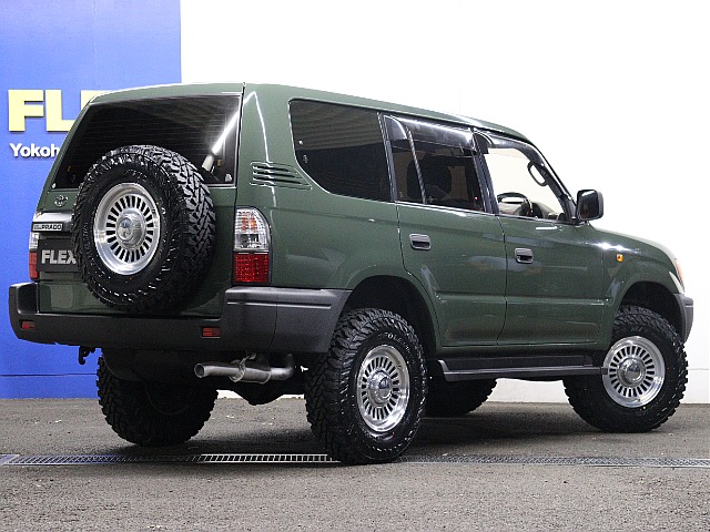 リアビュー！ リフトアップ施工の為迫力倍増です！