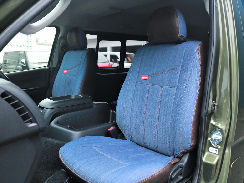 FLEXオリジナル デニム調シートカバーを装着！丈夫で座り心地がとても良いシートカバーです。リノカの雰囲気に、とてもマッチしています！