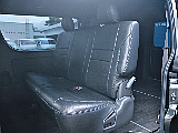 後席シートベルトも標準装備となっております。チャイルドシートのお取付けも可能です。