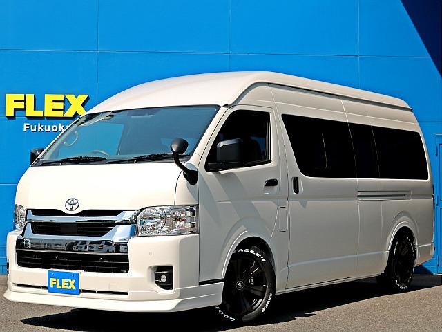 ☆7型新車☆　全国的に希少な新型ハイエースバン2.8ディーゼルスーパーロングを人気のFLEXアイテムでカスタムパッケージにしました！ ダブルエアコンなどメーカーオプションも充実！　全国陸送納車可能！