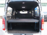 後席には、FLEX　type2ベッドキット設置！車中泊にもお荷物にも様々な用途に合わせてお使いいただけます！