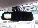 バックカメラ内蔵自動防眩ミラーは駐車のサポートをしてくれます！