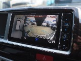バックカメラやパノラミックビューモニターの映像はナビモニターに出力されます。駐車時も安心です♪