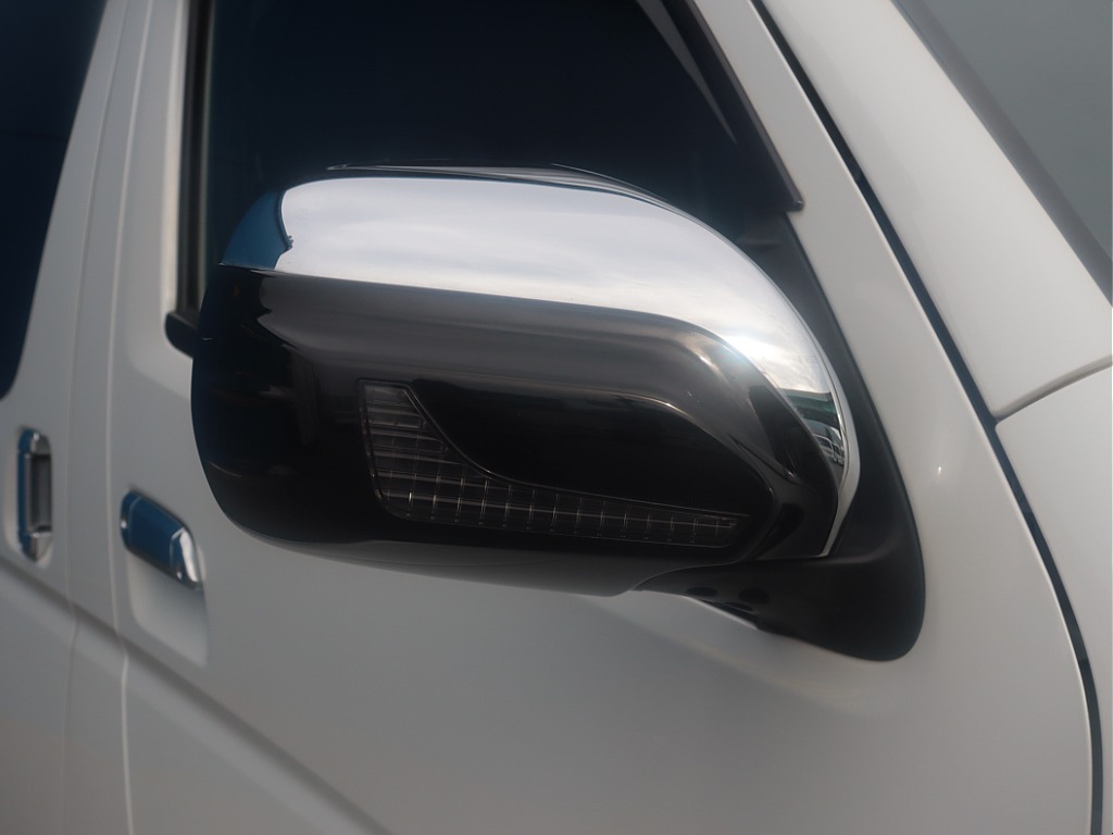 トヨタ ハイエースバン 5ドアバン3.0DT スーパーGLワイドロング 両側自動ドア完備 福岡県の詳細画像 その5