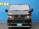 内外装カスタム多数完備！7型低走行ブラックエディション！中古車につき1台のご案内です！お問い合わせは福岡店まで