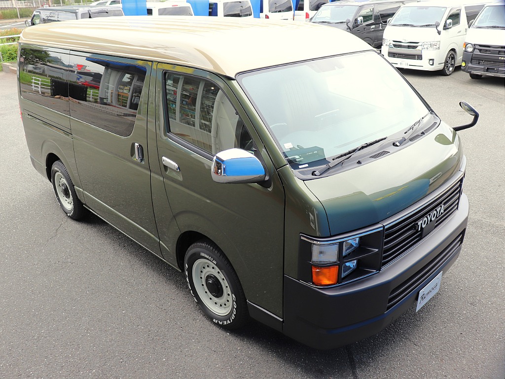 トヨタ レジアスエース(10枚目)
