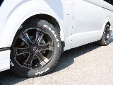 トヨタ ハイエース(3枚目)