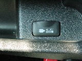 AC100Vは、家庭用コンセントと同じ電圧で、多くの家電製品（ノートパソコン、携帯充電器、扇風機など）がそのまま使えます。
