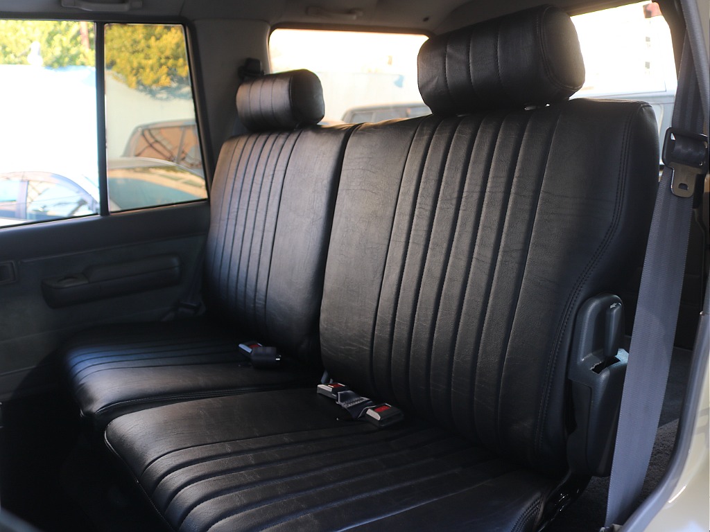 トヨタ ランドクルーザープラド(14枚目)