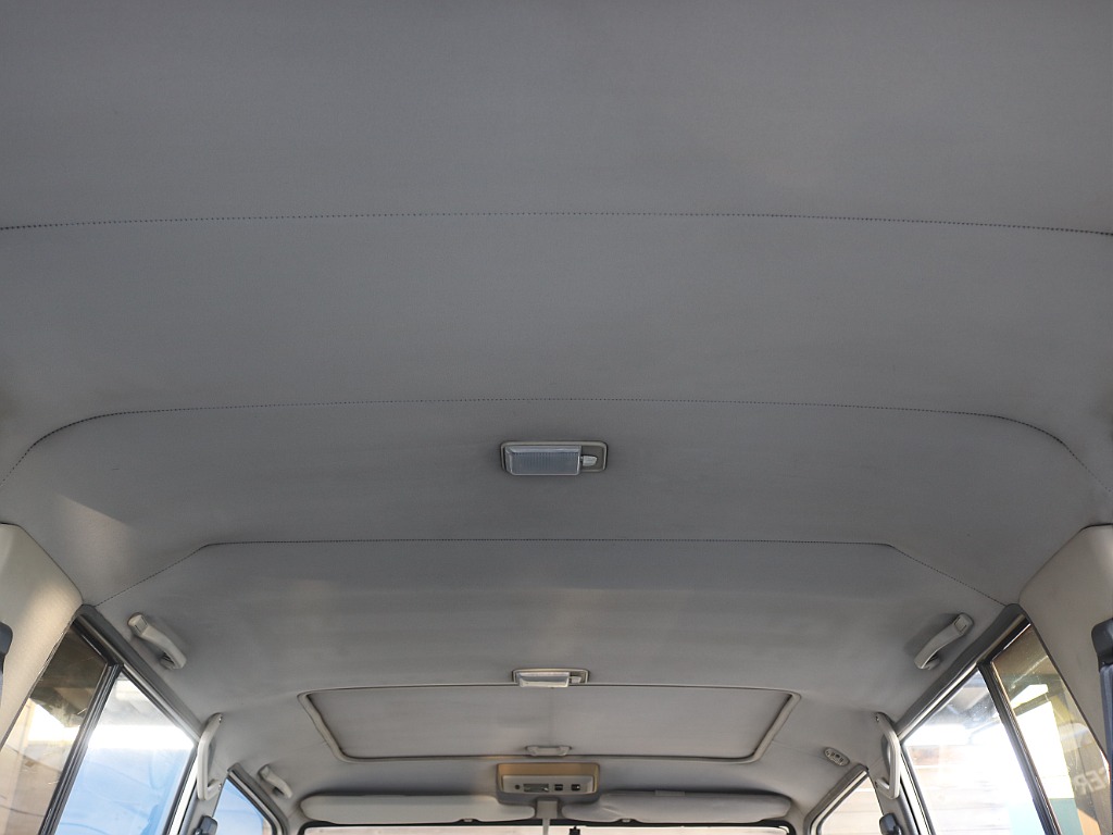 トヨタ ランドクルーザープラド(16枚目)