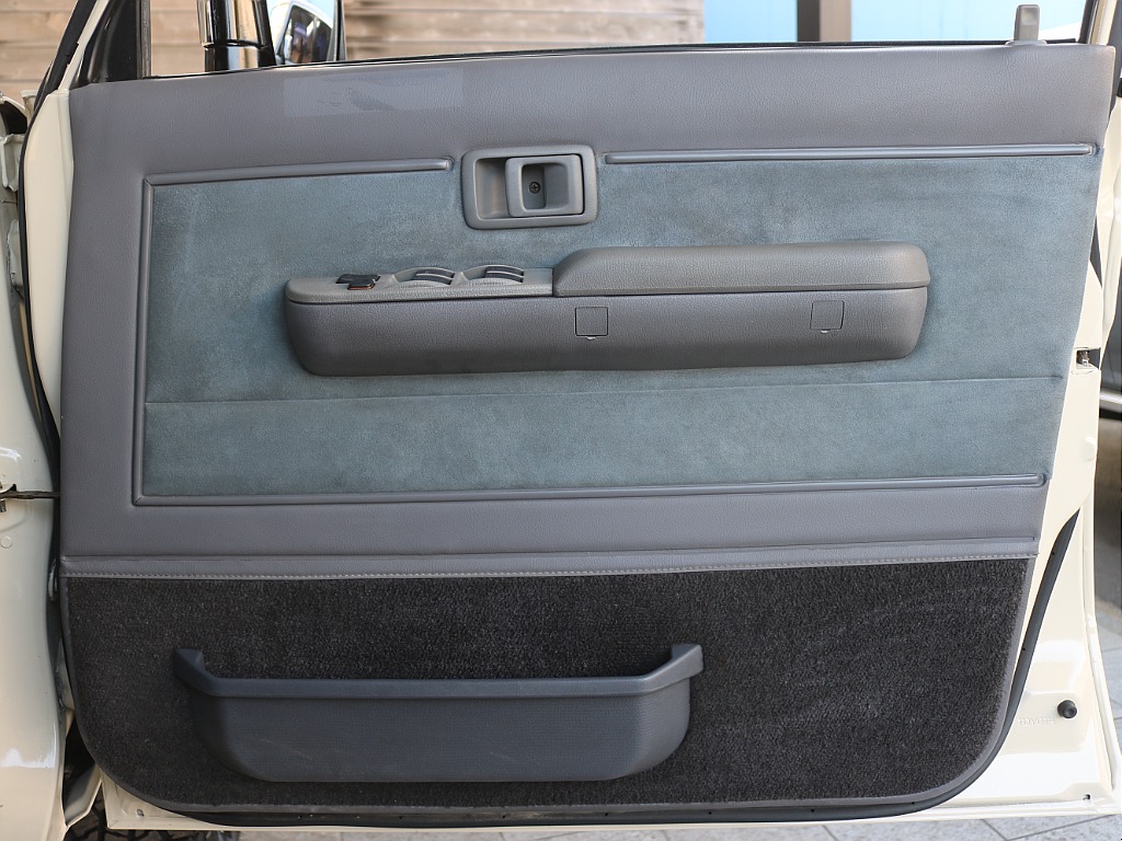 トヨタ ランドクルーザープラド(42枚目)