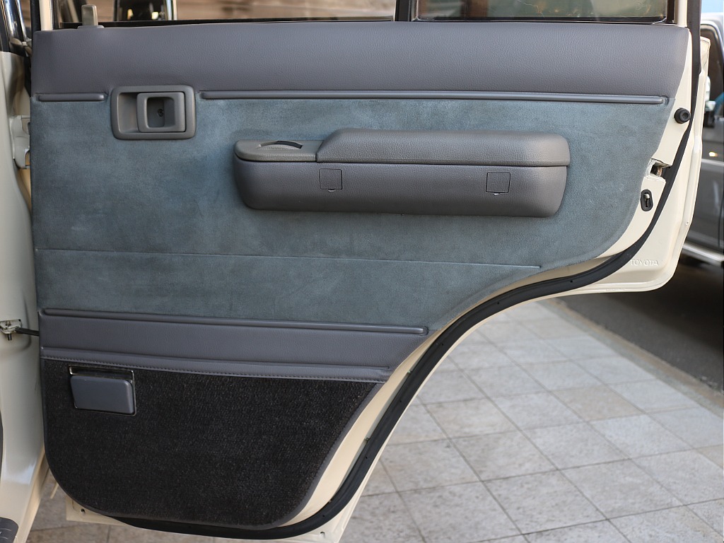 トヨタ ランドクルーザープラド(43枚目)