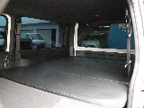 2列目シートを倒す事によって広いスペースを確保できます♪