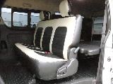 トヨタ ハイエースバン(13枚目)