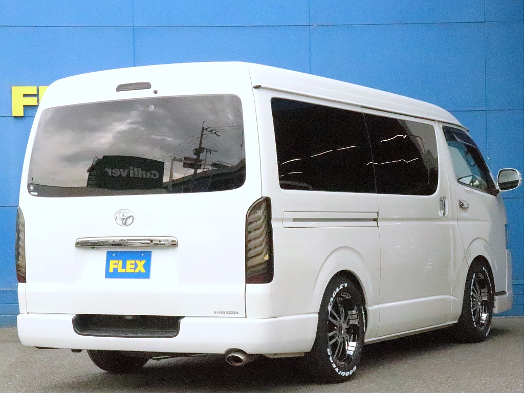 トヨタ ハイエースバン(10枚目)