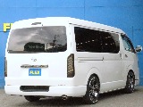 トヨタ ハイエースバン(10枚目)