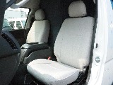 ファブリックシートカバーで落ち着いた車内空間に