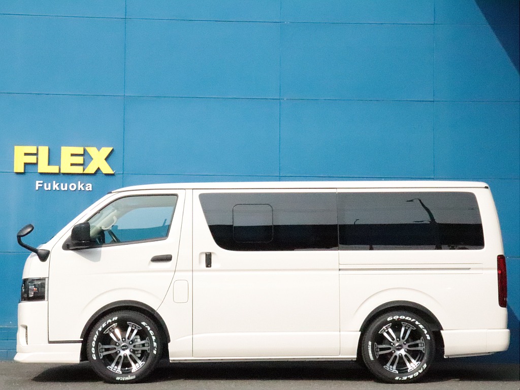 車高は1.5インチローダウン施工済みなので日々の乗り降り楽々！