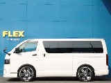 車高は1.5インチローダウン施工済みなので日々の乗り降り楽々！