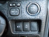 プッシュスタートスマートエントリー！自動ドアの開閉操作は運転席からも可能です