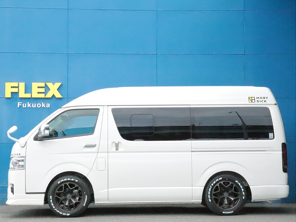 車高は1.5インチローダウン施工済みなので日々の乗り降りを楽にしてくれます♪