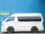 車高は1.5インチローダウン施工済みなので日々の乗り降りを楽にしてくれます♪