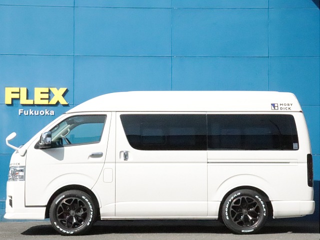 車高は1インチローダウン施工済みなので日々の乗り降りを楽にしてくれます！