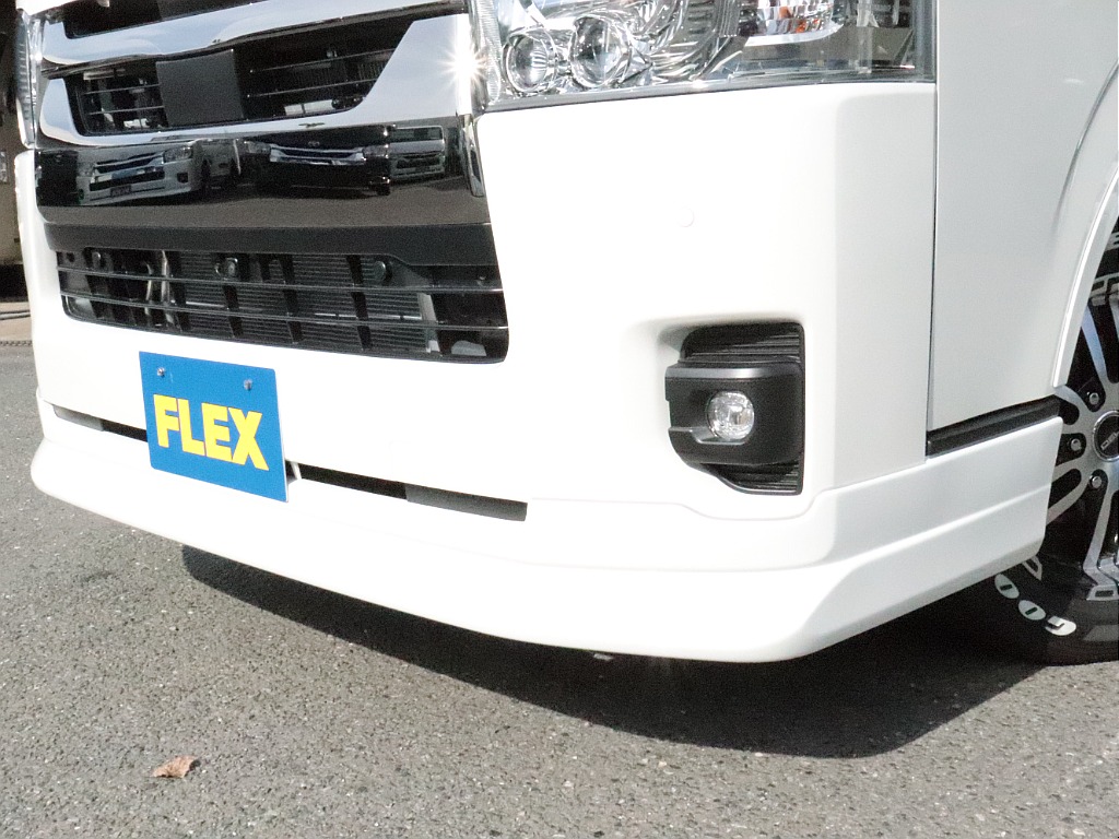 トヨタ ハイエースバン(5枚目)