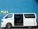トヨタ ハイエースバン(8枚目)