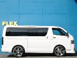 トヨタ ハイエースバン(9枚目)