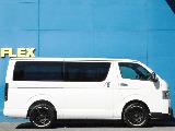 トヨタ ハイエースバン(10枚目)